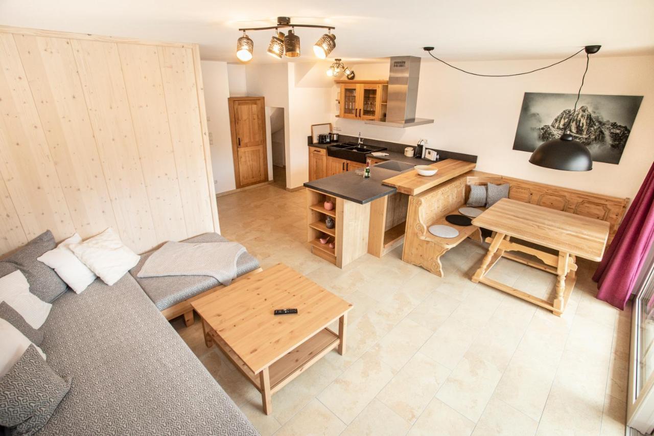 Ferienwohnungen "Zur Wally", Apartment Sauba Garmisch-Partenkirchen Exteriér fotografie